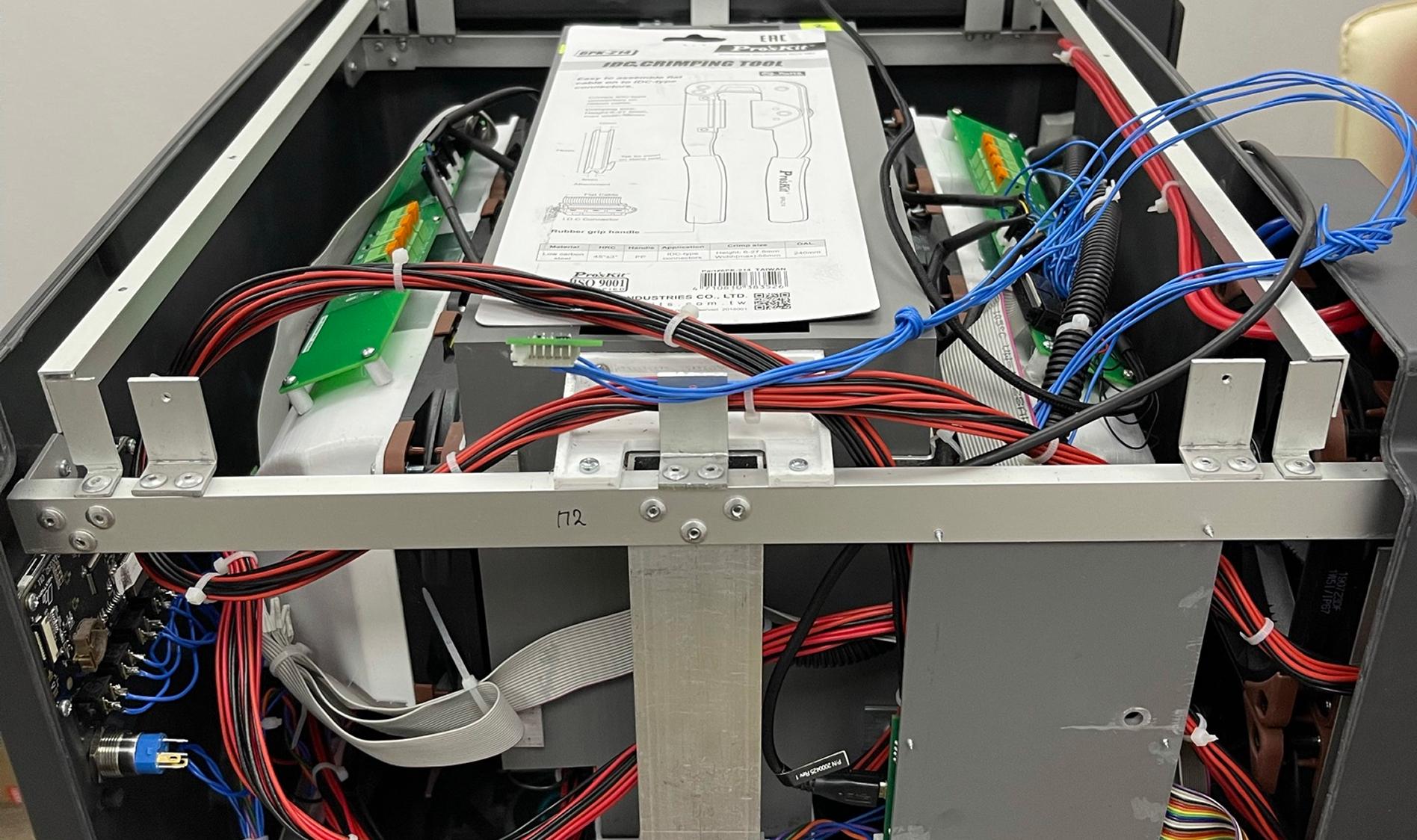 AcquaTap portable water generator