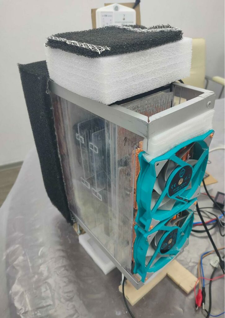 AcquaTap portable water generator