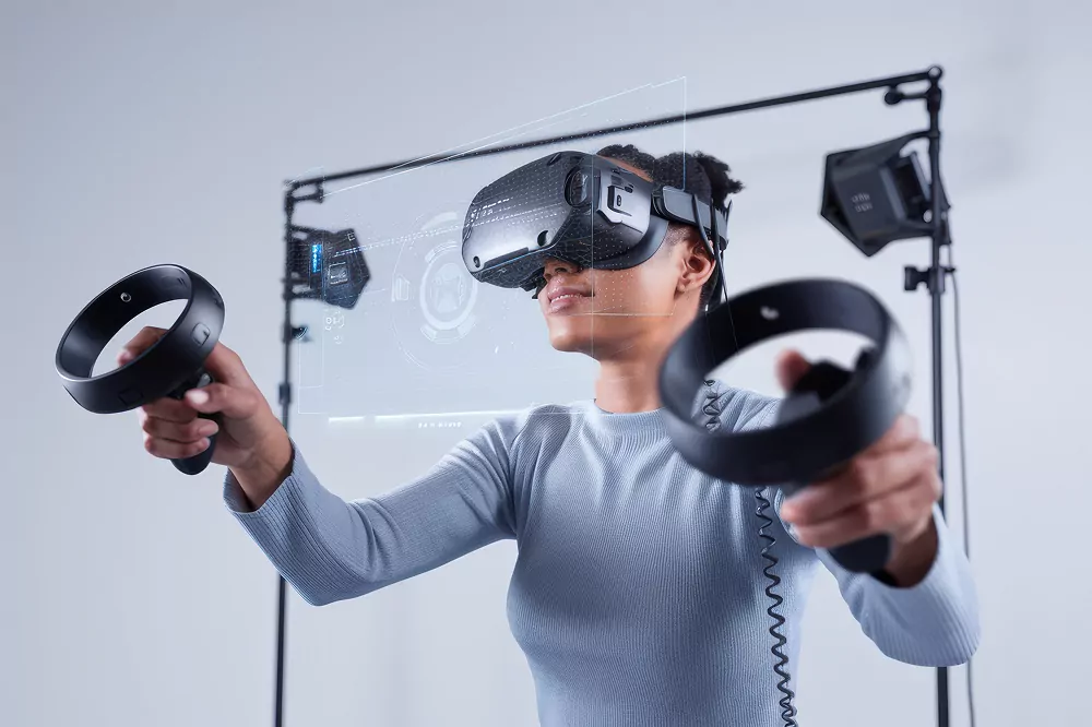 VR Devices Explained: Best Virtual Reality Gear for Gaming, Sports & Wellness