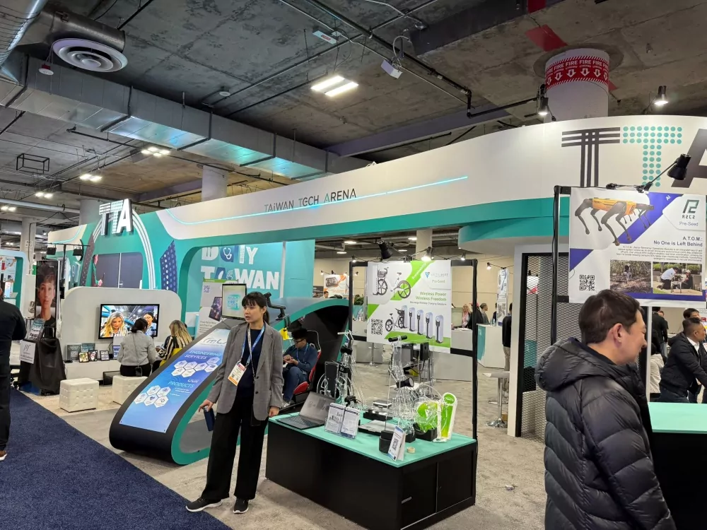 CES 2026: Hardware Is Back, But the Rules Have Changed